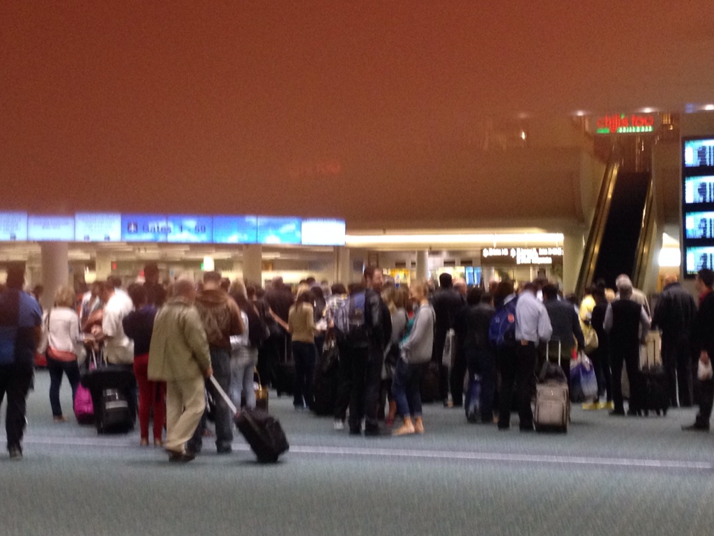 MCO Security Line