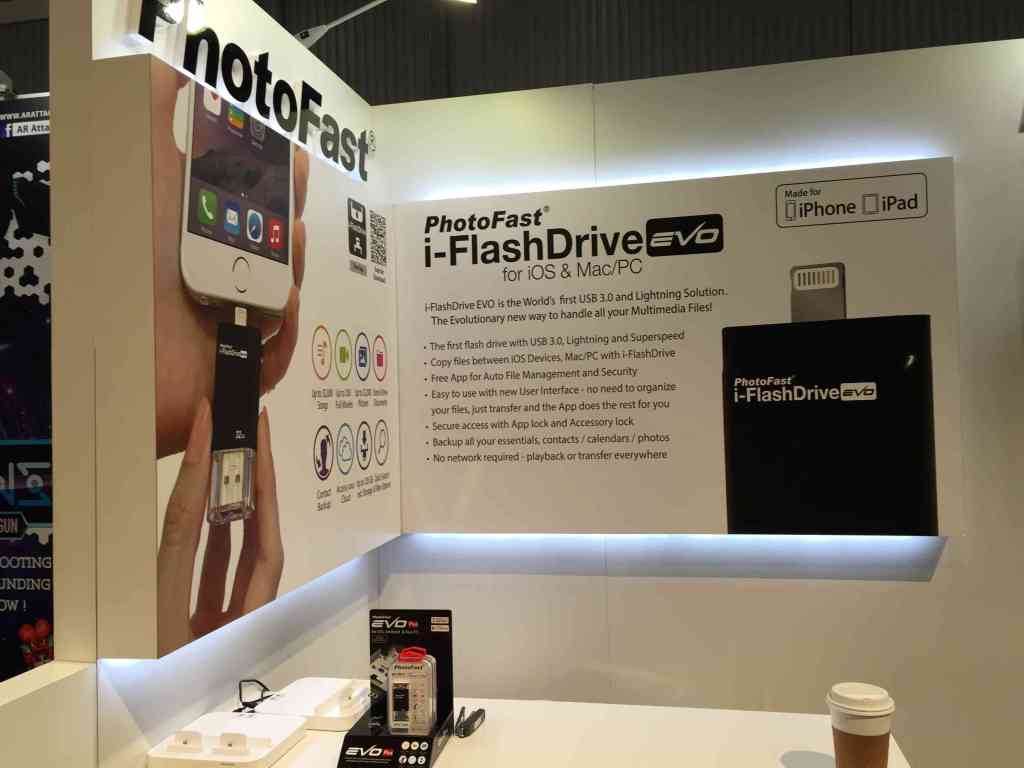 PhotoFast i-Flash Drive